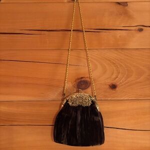 Dainty Vintage "Velvet" Purse